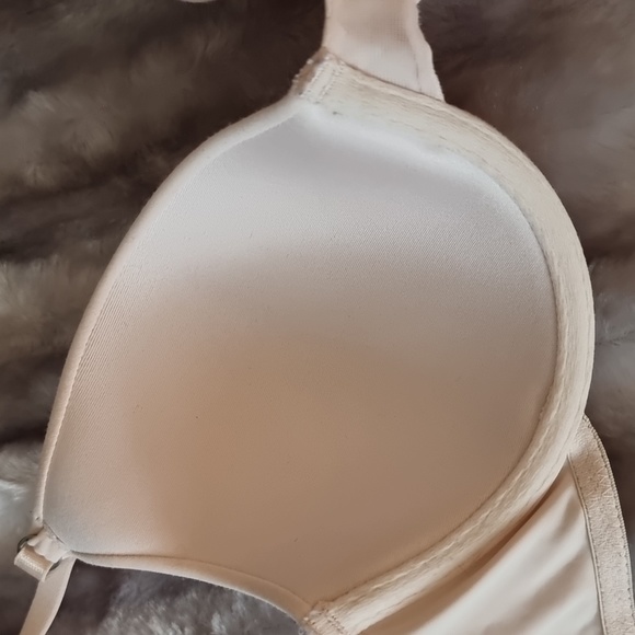 Maidenform pale pink bra - Picture 2 of 5